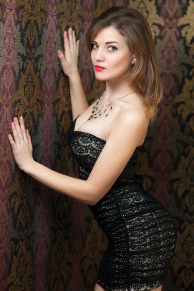 Vivacious Valeria, 30 y.o. from Kherson, Ukraine with Brown hair — VeronikaLove