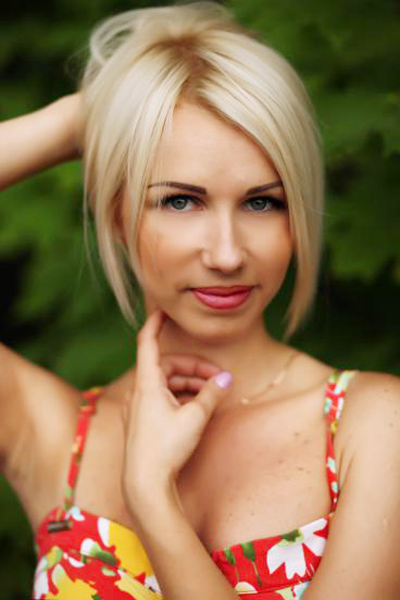 Charming Irina, 35 y.o. from Mykolaiv, Ukraine with Blonde hair — VeronikaLove