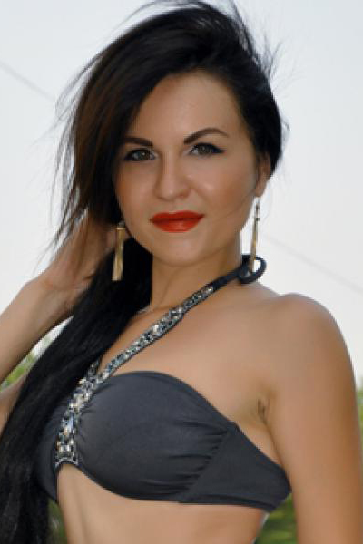 Captivating Elegance: Katerina, 36 y.o. from Pervomaisk, Ukraine — VeronikaLove