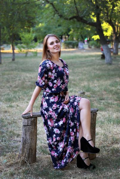 Charming Yulia, 28 y.o. from Mykolaiv, Ukraine with Light-brown hair — VeronikaLove