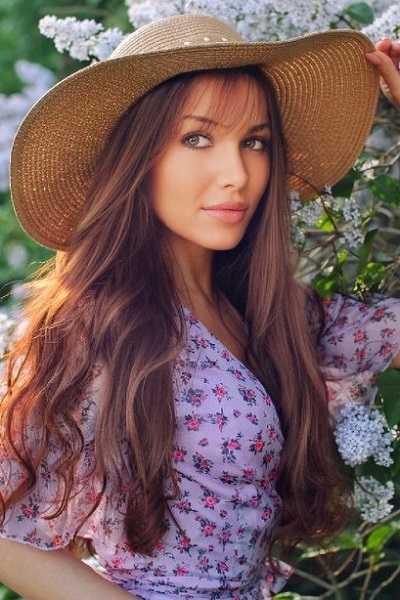 Graceful Ekaterina, 41 y.o. from Kharkiv, Ukraine with Brown hair — VeronikaLove