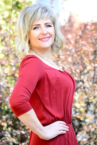 Dazzling Lidia, 61 y.o. from Kyiv, Ukraine with Blonde hair — VeronikaLove