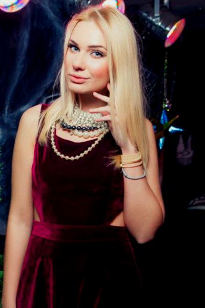 Graceful Anastasiya, 31 y.o. from Chernihiv, Ukraine with Blonde hair — VeronikaLove