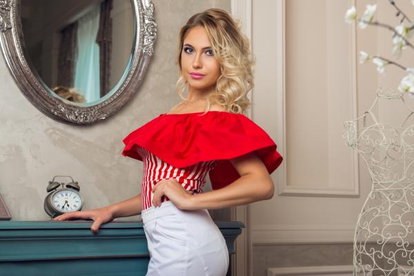 Timeless Beauty: Victoriya, 34 y.o. from Kyiv region, Ukraine — VeronikaLove