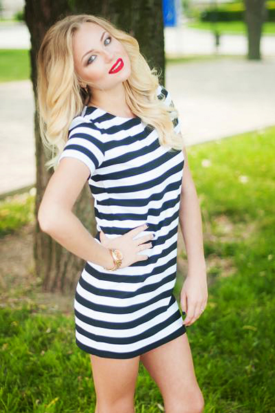 Dazzling Nataliya, 34 y.o. from Kharkiv, Ukraine with Blonde hair — VeronikaLove