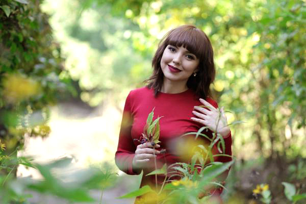 Enchanting Elena, 31 y.o. from Dnipro, Ukraine with Dark-brown hair — VeronikaLove