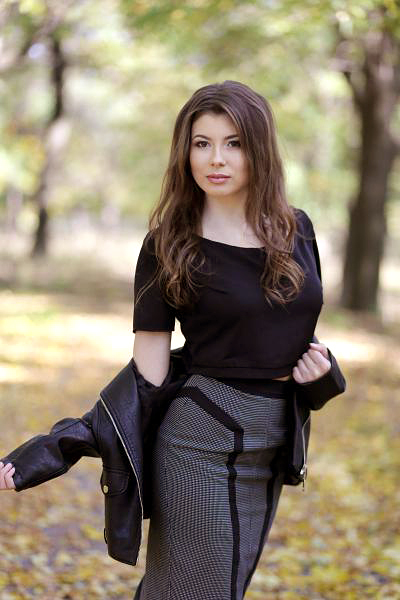 Enigmatic Liliya, 28 y.o. from Dnipro, Ukraine with Dark-brown hair — VeronikaLove