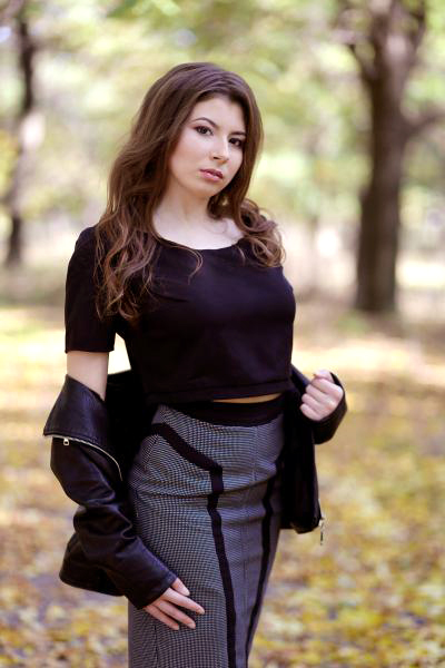 Enigmatic Liliya, 28 y.o. from Dnipro, Ukraine with Dark-brown hair — VeronikaLove