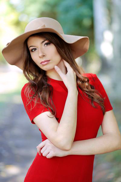 Enigmatic Liliya, 28 y.o. from Dnipro, Ukraine with Dark-brown hair — VeronikaLove