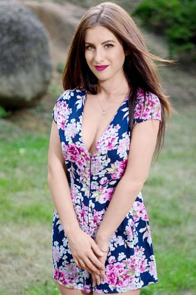 Radiant Allure: Ludmila, 35 y.o. from Uman, Ukraine — VeronikaLove