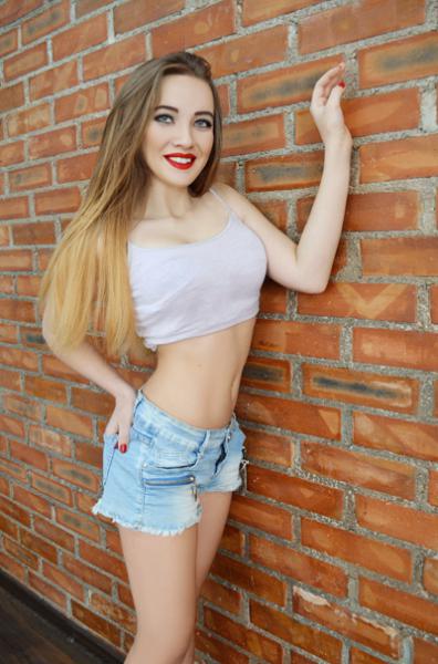 Captivating Radiance: Anastasiya, 24 y.o. from Mykolaiv, Ukraine — VeronikaLove