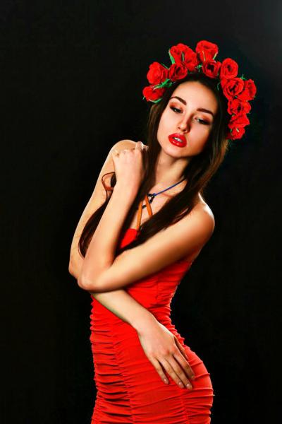 Radiant Charm: Elena, 30 y.o. from Kharkiv, Ukraine — VeronikaLove