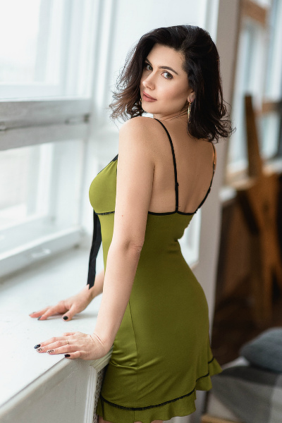 Charming Ekaterina, 39 y.o. from Mykolaiv, Ukraine with Black hair — VeronikaLove