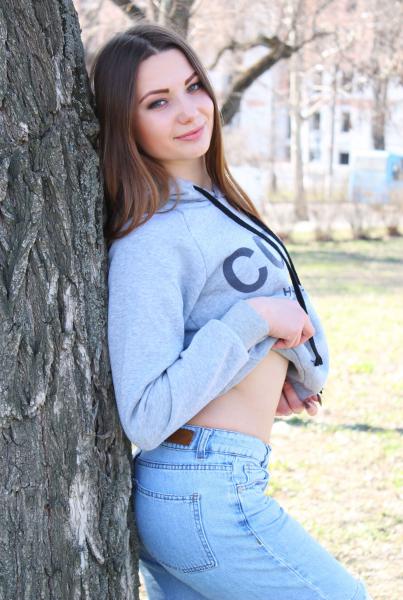 Ethereal Ekaterina, 26 y.o. from Mykolaiv, Ukraine with Light-brown hair — VeronikaLove