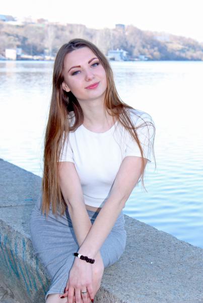 Ethereal Ekaterina, 26 y.o. from Mykolaiv, Ukraine with Light-brown hair — VeronikaLove