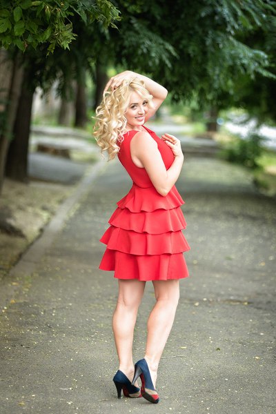 Radiant Charm: Nataliya, 43 y.o. from Mykolaiv, Ukraine — VeronikaLove