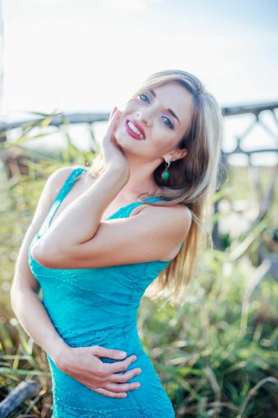 Divine Presence: Yana, 36 y.o. from Dnipro, Ukraine — VeronikaLove