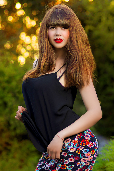 Radiant Charm: Victoria, 28 y.o. from Uman, Ukraine — VeronikaLove