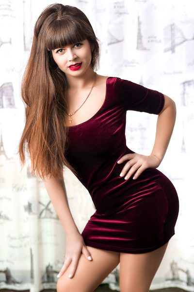 Radiant Charm: Victoria, 28 y.o. from Uman, Ukraine — VeronikaLove