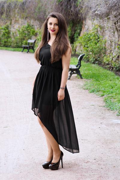 Alluring Olga, 38 y.o. from Uman, Ukraine with Black hair — VeronikaLove