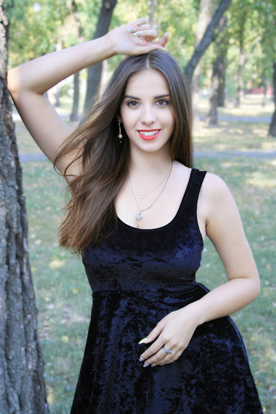 Mystical Presence: Anastasia, 29 y.o. from Kremenchuk, Ukraine — VeronikaLove