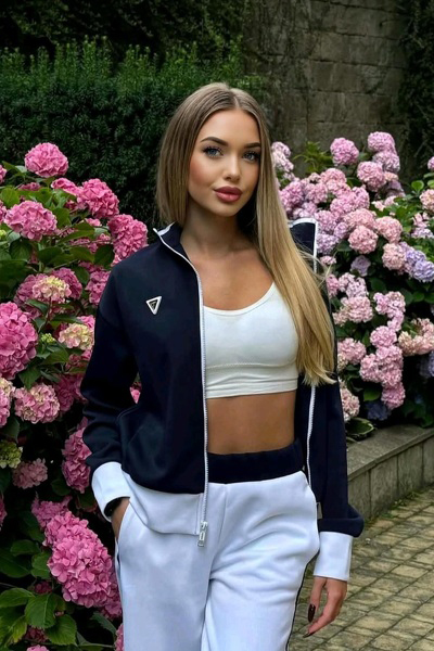 Enigmatic Charm: Anna, 32 y.o. from Vinnytsia, Ukraine — VeronikaLove