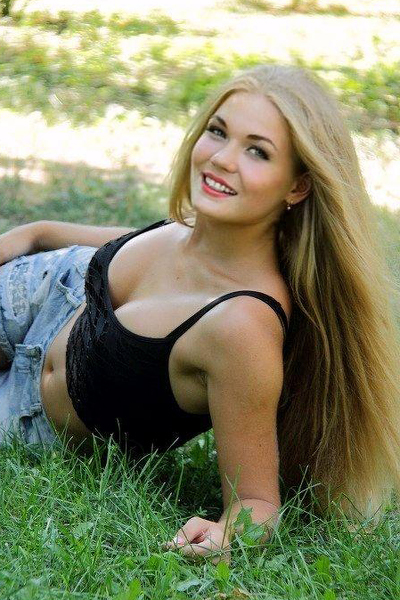 Enchanting Oksana, 25 y.o. from Poltava, Ukraine with Blonde hair — VeronikaLove