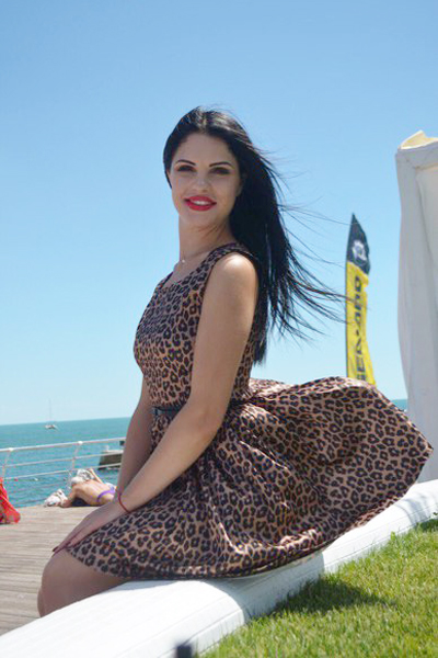 Dazzling Olga, 28 y.o. from Odesa, Ukraine with Black hair — VeronikaLove