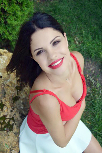 Dazzling Olga, 28 y.o. from Odesa, Ukraine with Black hair — VeronikaLove