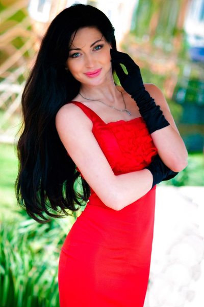 Captivating Anna, 43 y.o. from Mykolaiv, Ukraine with Brown hair — VeronikaLove