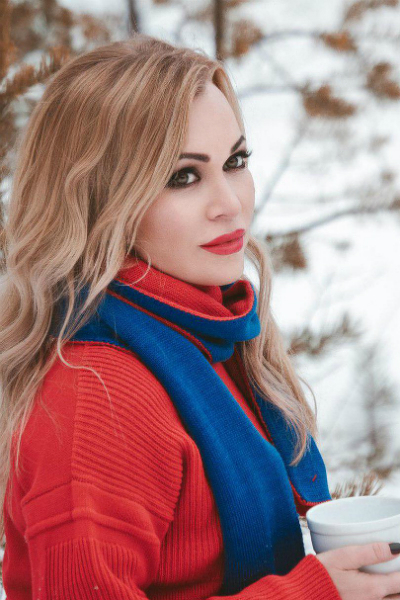 Enchanting Charisma: Alla, 35 y.o. from Odesa, Ukraine — VeronikaLove