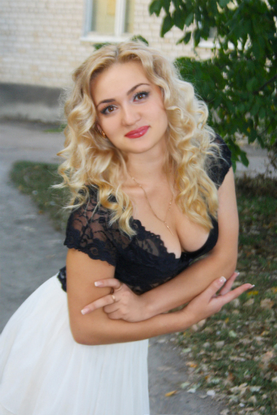 Enchanting Charisma: Alla, 35 y.o. from Odesa, Ukraine — VeronikaLove