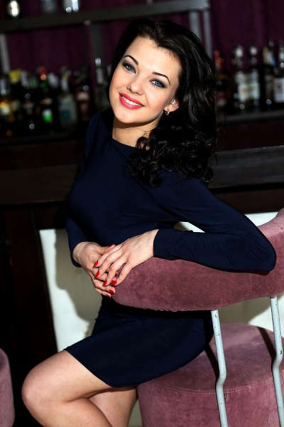 Whimsical Nataliya, 35 y.o. from Kherson, Ukraine with Black hair — VeronikaLove