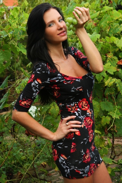 Magnetic Allure: Anastasiya, 35 y.o. from Kherson, Ukraine — VeronikaLove