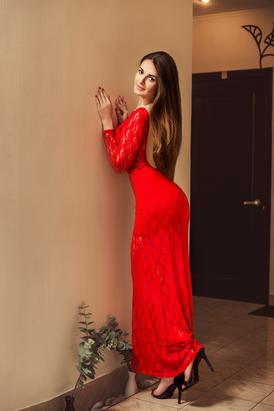 Radiant Katerina, 31 y.o. from Kyiv, Ukraine with Brown hair — VeronikaLove