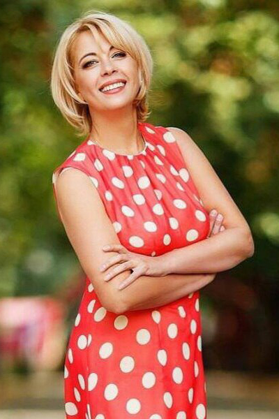 Captivating Aura: Ludmila, 57 y.o. from Mykolaiv, Ukraine — VeronikaLove