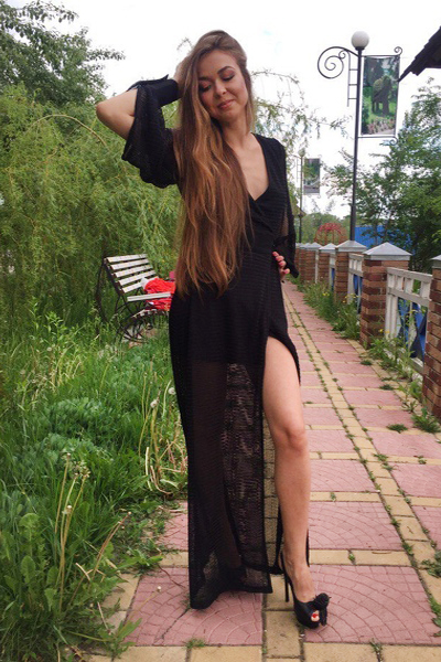 Charming Anna, 40 y.o. from Kharkiv, Ukraine with Light-brown hair — VeronikaLove