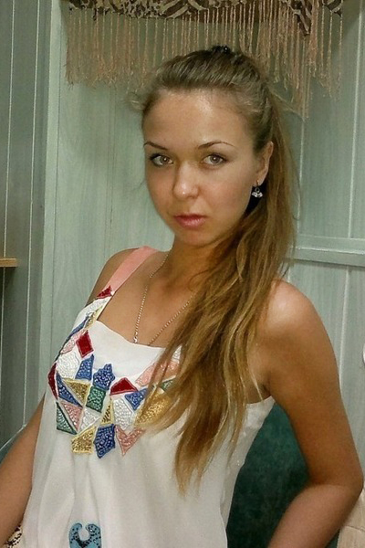 Charming Anna, 40 y.o. from Kharkiv, Ukraine with Light-brown hair — VeronikaLove