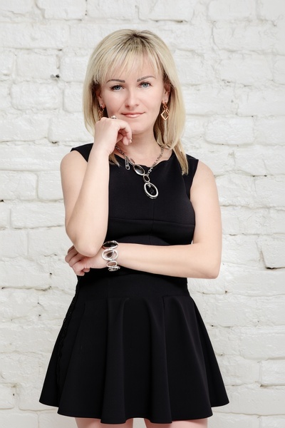 Captivating Gaze: Elena, 40 y.o. from Kharkiv, Ukraine — VeronikaLove