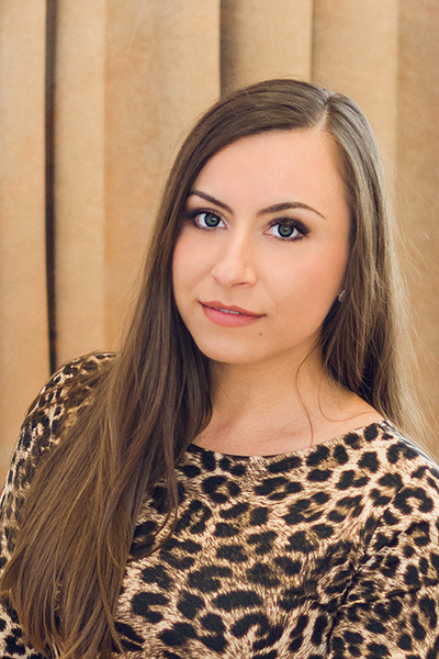 Captivating Elegance: Elena, 36 y.o. from Kyiv, Ukraine — VeronikaLove