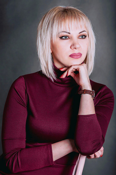 Angelic Grace: Yana, 36 y.o. from Lviv, Ukraine — VeronikaLove