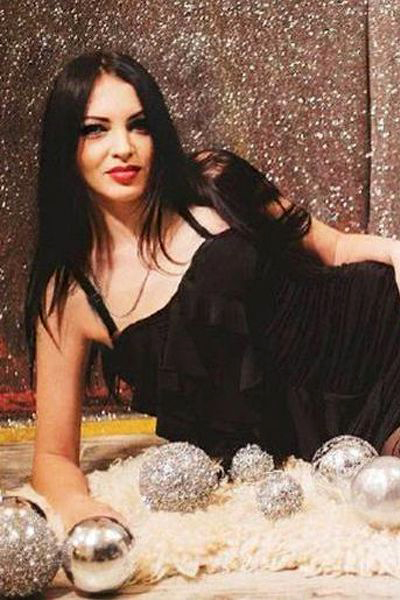 Alluring Marina, 35 y.o. from Kherson, Ukraine with Black hair — VeronikaLove