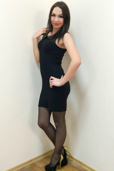 Charming Darya, 33 y.o. from Kherson, Ukraine with Black hair — VeronikaLove