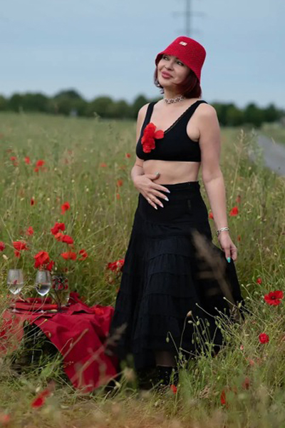 Sparkling Essence: Svetlana, 52 y.o. from Kharkiv region, Ukraine — VeronikaLove