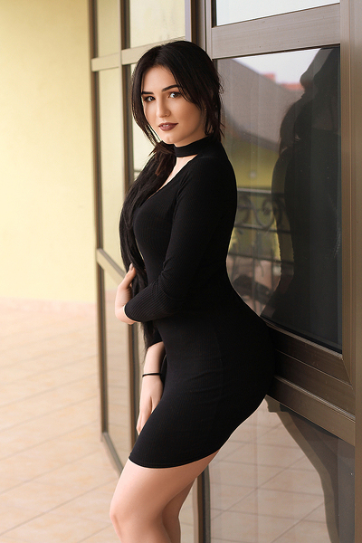 Enchanting Charisma: Anna, 37 y.o. from Lviv, Ukraine — VeronikaLove