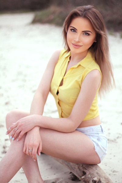 Divine Radiance: Elena, 32 y.o. from Cherkasy, Ukraine — VeronikaLove