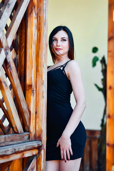 Glamorous Presence: Kristina, 30 y.o. from Zaporizhzhia, Ukraine — VeronikaLove