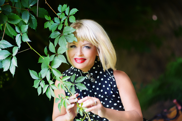 Elegant Enchantment: Ludmila, 63 y.o. from Kharkiv, Ukraine — VeronikaLove