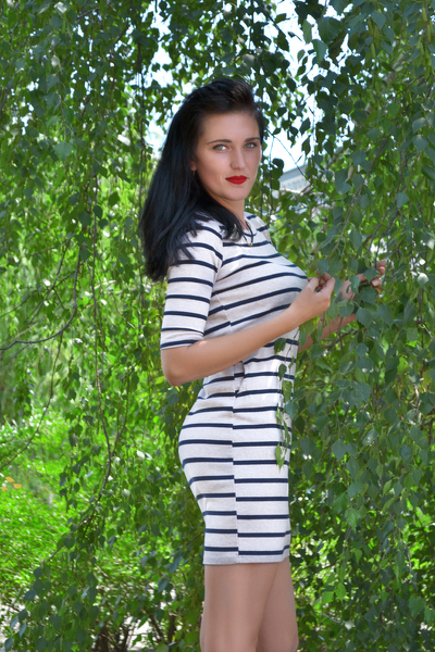 Sophisticated Elegance: Olga, 33 y.o. from Kherson, Ukraine — VeronikaLove