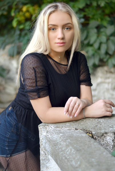 Elegant Sofia, 24 y.o. from Mykolaiv, Ukraine with Blonde hair — VeronikaLove